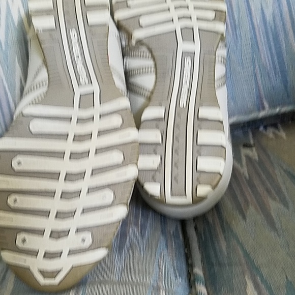 Sneakers - Picture 2 of 3